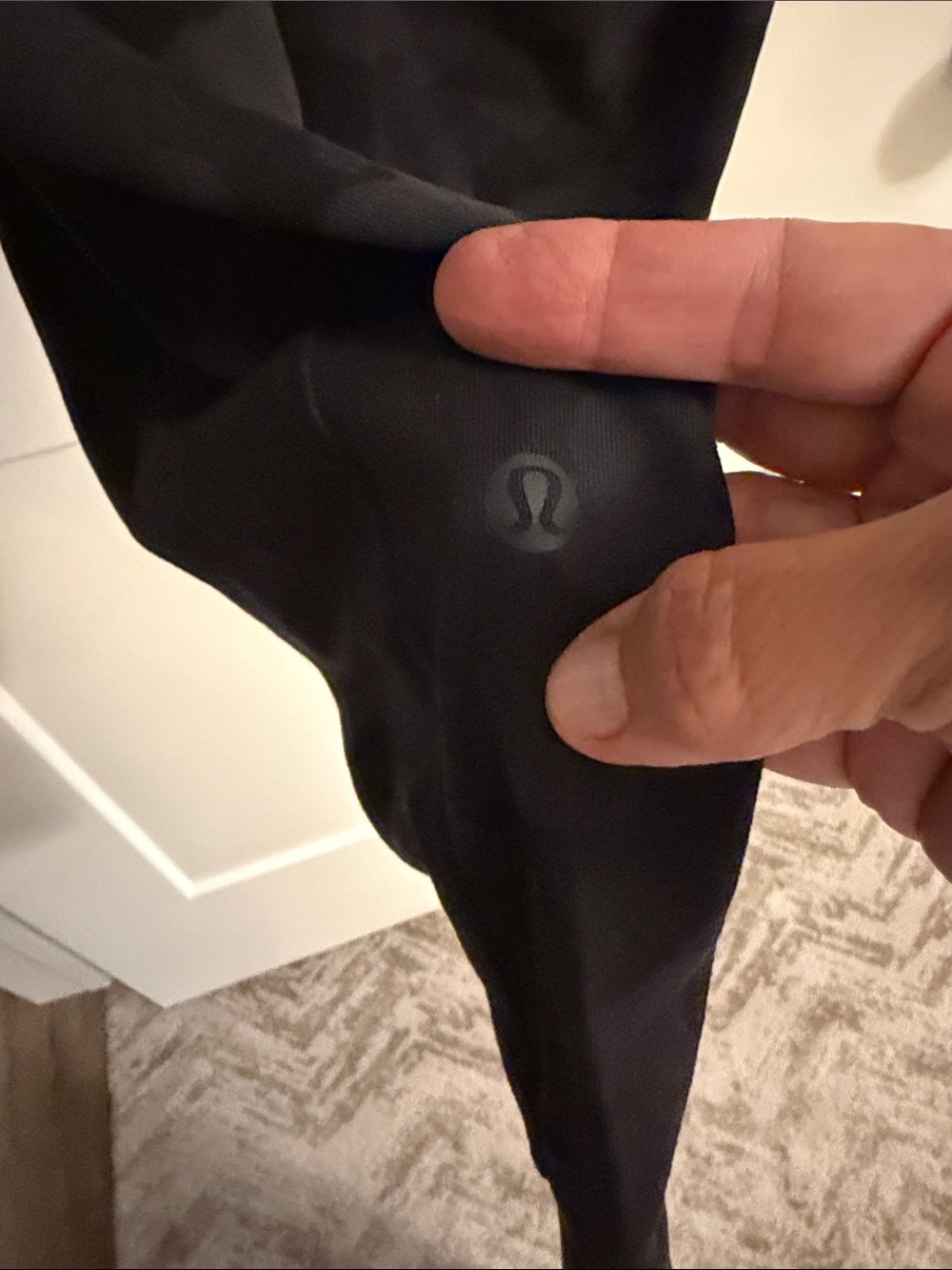 Lululemon Womens Black Camo Jogger Pants - Casual Athletic Fit - Picture 3 of 3